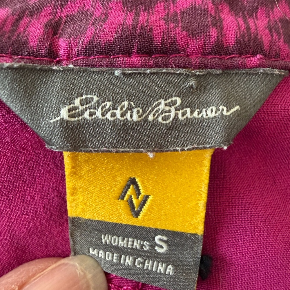 Eddie Bauer Magenta and Black Patterned Sleeveless Dress - Picture 5 of 7